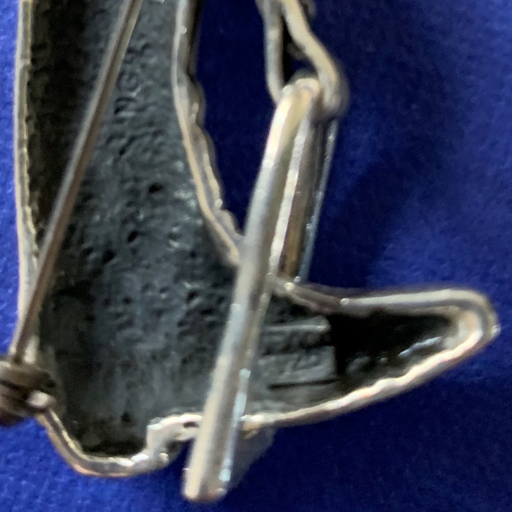 SILVER RIDING BOOT PENDANT/PIN - Picture 4 of 4